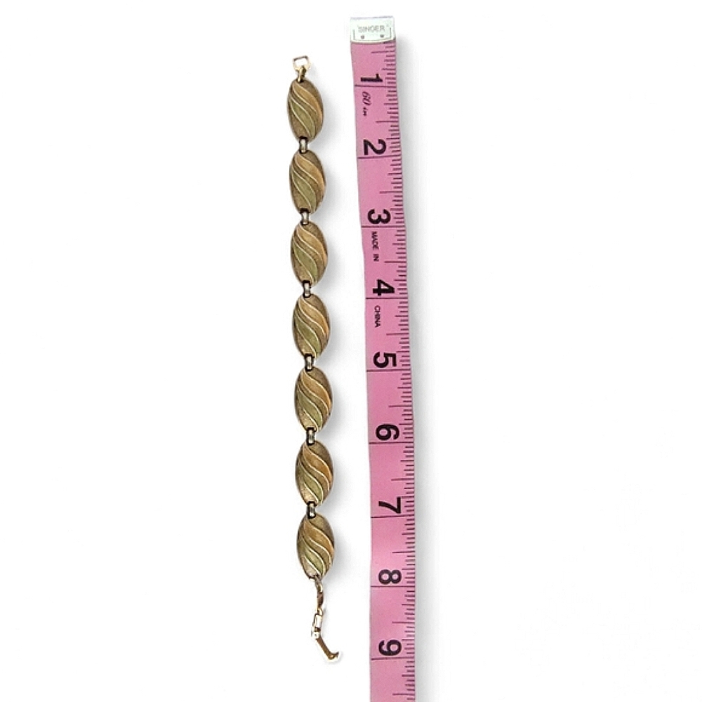 Vintage Karu Arke Inc. Leaf Link Bracelet - Picture 8 of 8